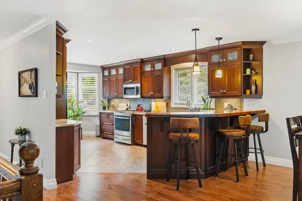 343 George ST N #1, Cambridge, ON N1S 4X7