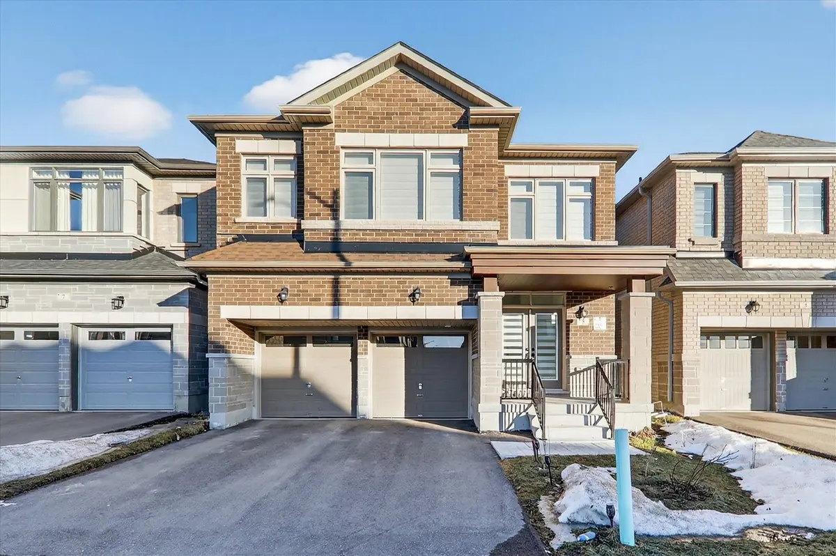5 Thelma DR, Whitby, ON L1P 0N3