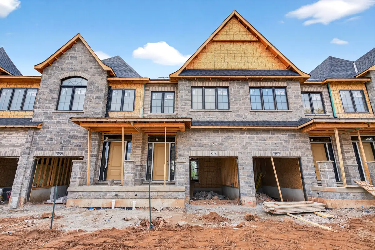 600 Maplehill DR #9, Burlington, ON L7N 2W3