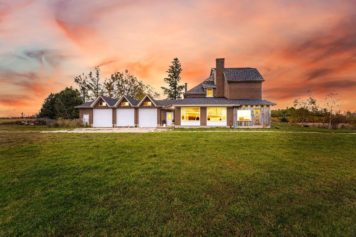 764059 240 Side RD, Melancthon, ON L9V 2P4