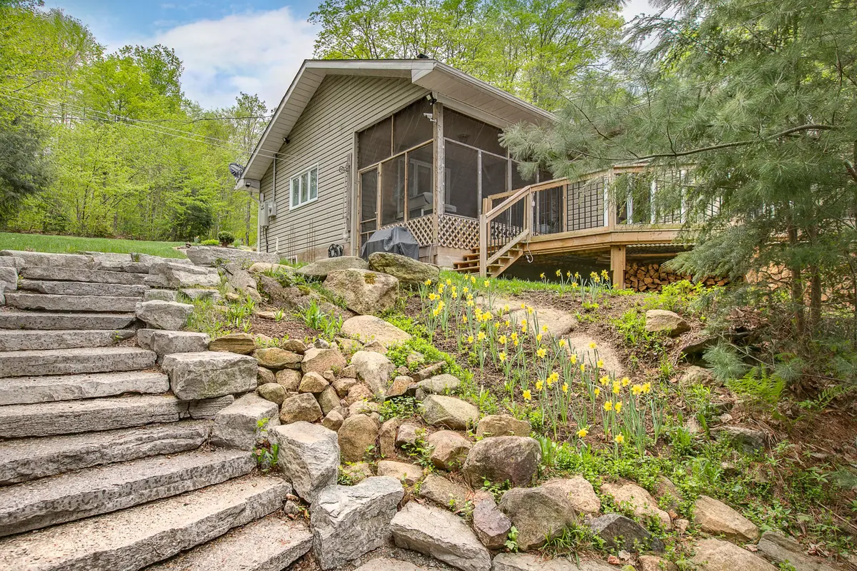 1221 Stormy Lake RD, Highlands East, ON K0M 1S0