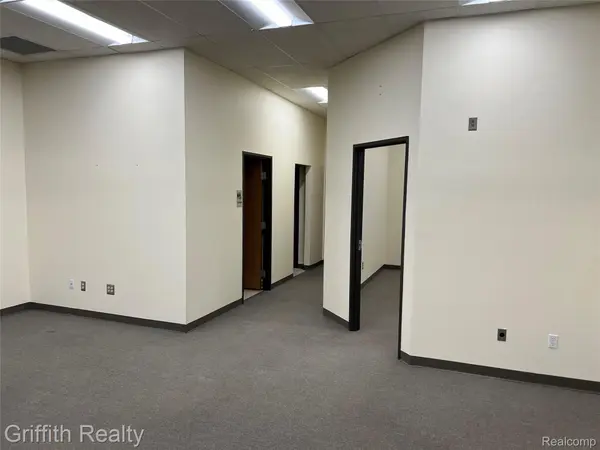 5864 Sterling DR #5880, Genoa Township, MI 48843