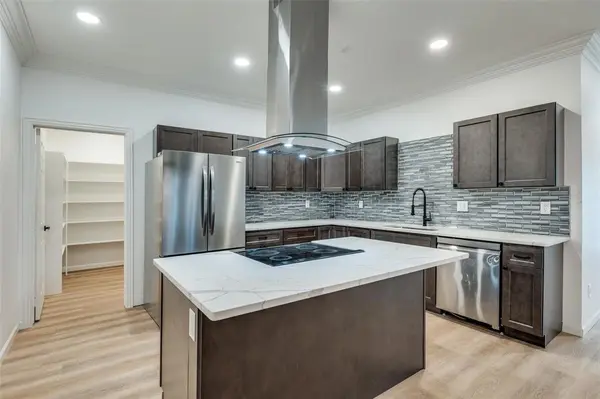 1727 Pear, Dallas, TX 75215