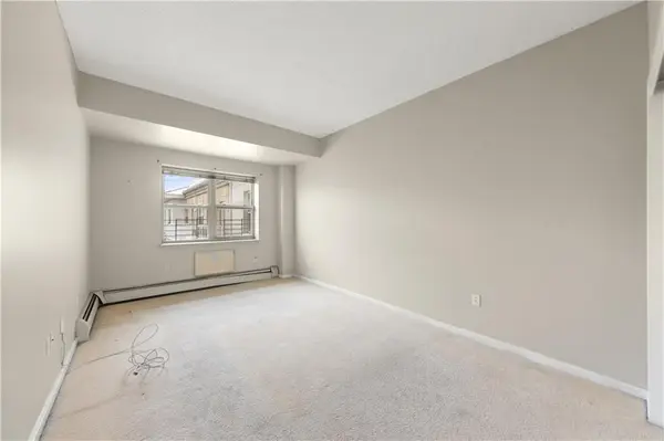 260 Beach 81st ST #6V, Brooklyn, NY 11693