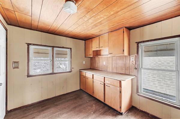 4484 4th ST, Ecorse City, MI 48229