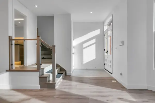 9 Gloucester ST, Toronto C08, ON M4Y 1L8