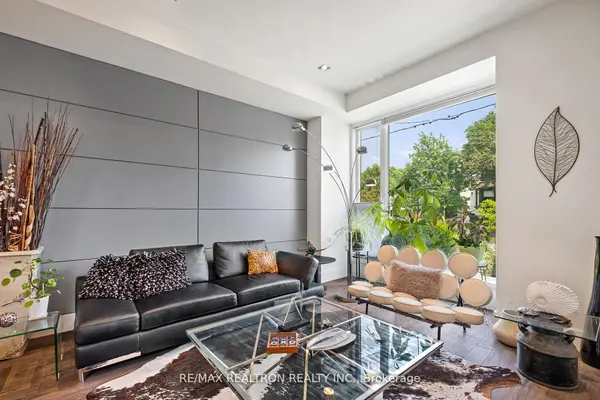 494 Atlas AVE, Toronto C03, ON M6C 3R3