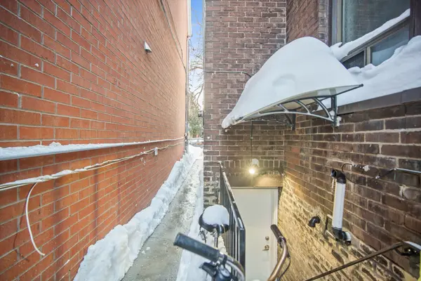 77 Northcote AVE, Toronto C01, ON M6J 3K2