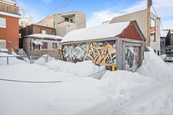 77 Northcote AVE, Toronto C01, ON M6J 3K2