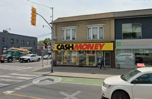 851 Danforth AVE, Toronto E01, ON M4J 1L2