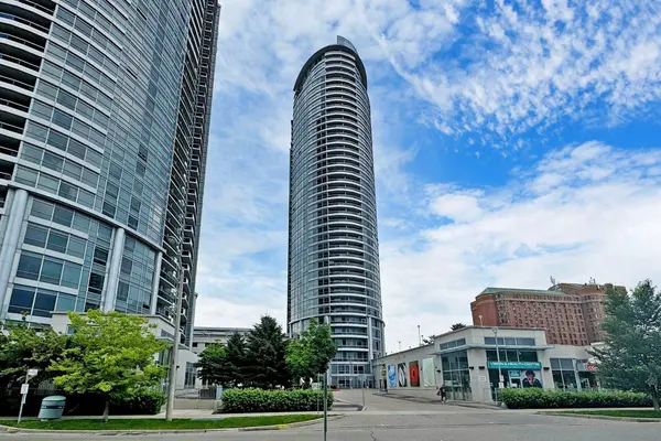 125 Village Green SQ #1607, Toronto E07, ON M1S 0G3