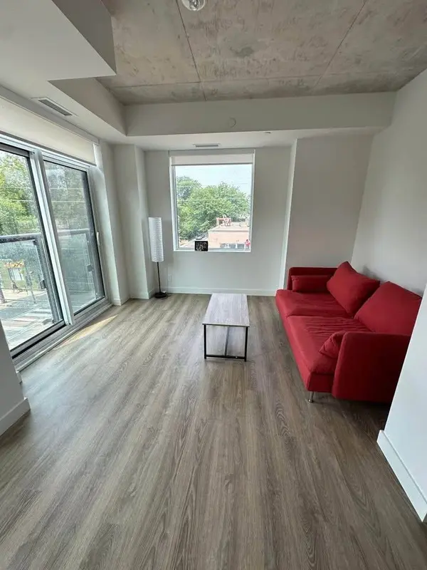 1050 Eastern AVE #329, Toronto E01, ON M4L 0B7