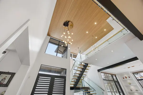 8 Cachet Pkwy, Markham, ON L6C 1G8