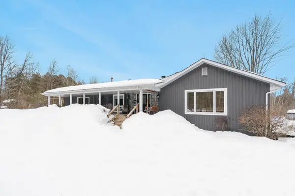 2332 Foxmead RD,  Oro-medonte,  ON L0K 1E0