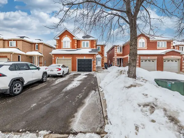 3927 Rippleton LN, Mississauga, ON L5N 6Z8