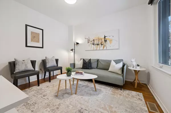 Toronto W03, ON M6H 2L6,1 Auburn AVE