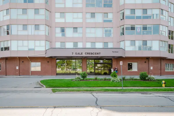 7 Gale CRES #307, St. Catharines, ON L2R 7M8