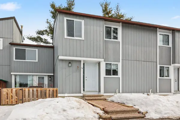 24 Sherway DR #65, Barrhaven, ON K2J 1N3