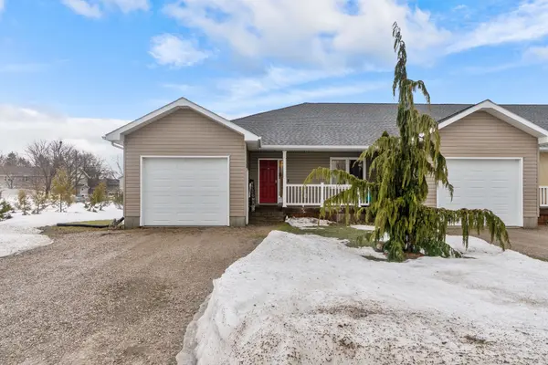 184 Toronto BLVD, Huron East, ON N0M 1L0