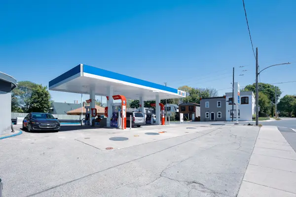 19 Adelaide ST S, London South, ON N5Z 3J9