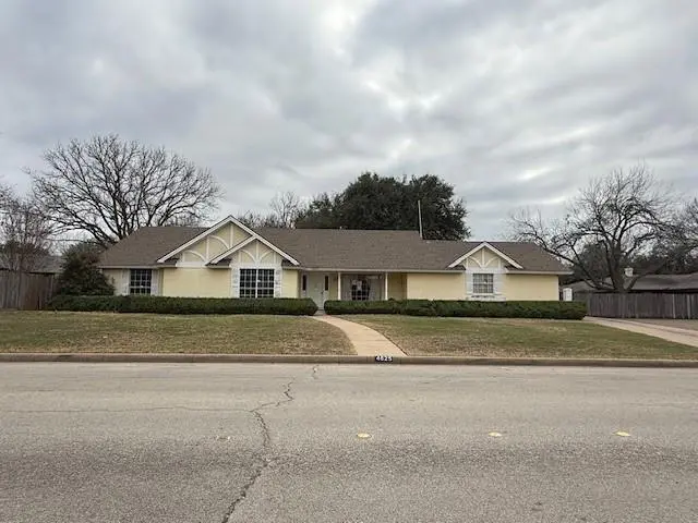4625 Barwick Drive, Fort Worth, TX 76132