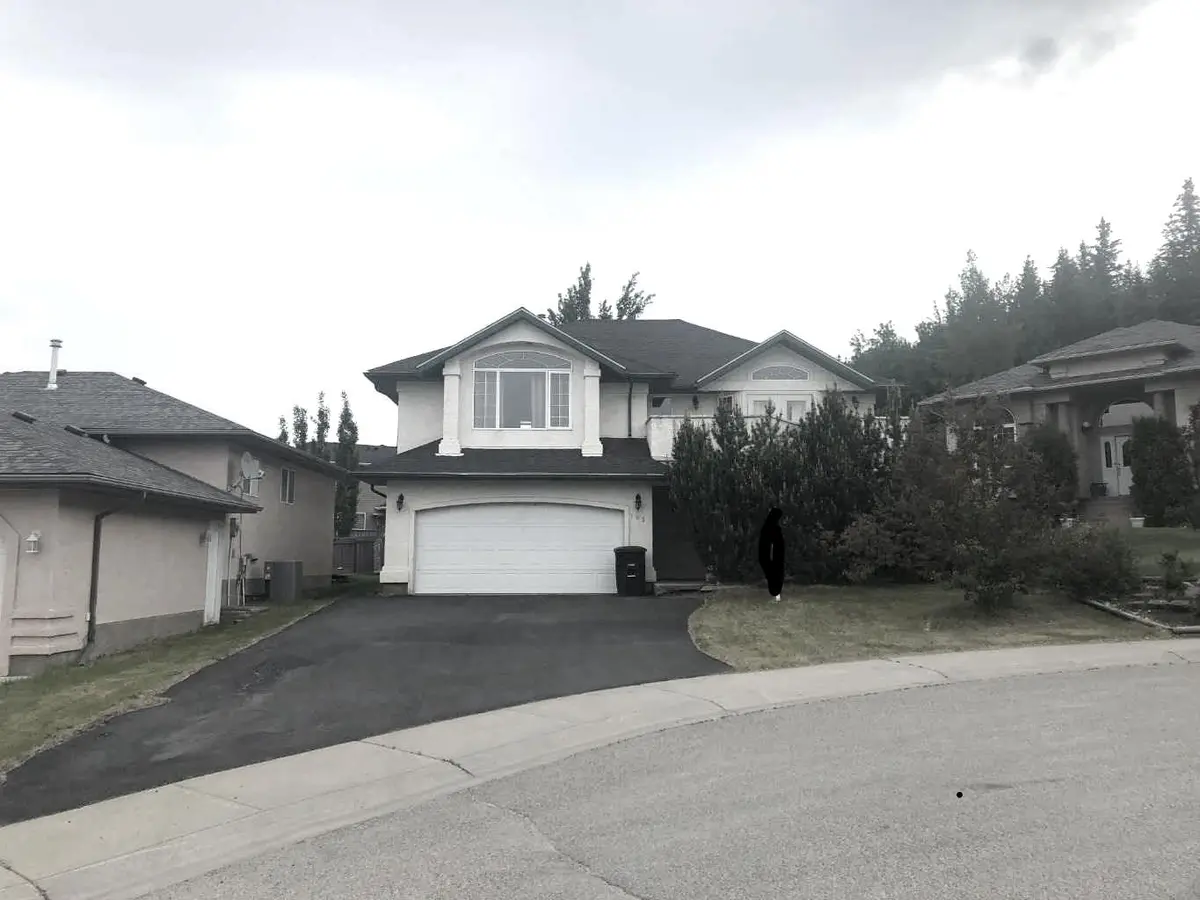 105 Parker PL, Hinton, AB T7V 2E5