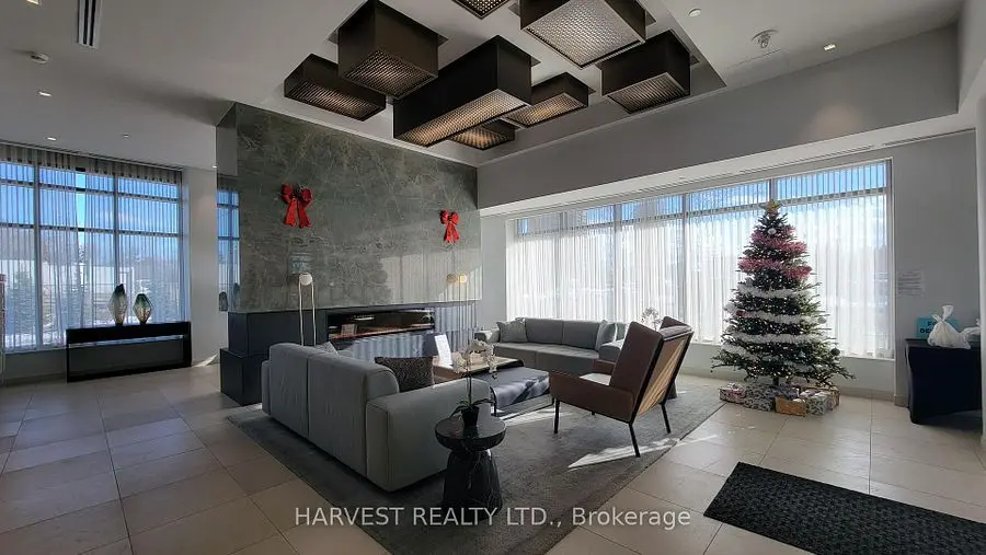 188 fairview mall DR #102, Toronto C15, ON M2J 0H7