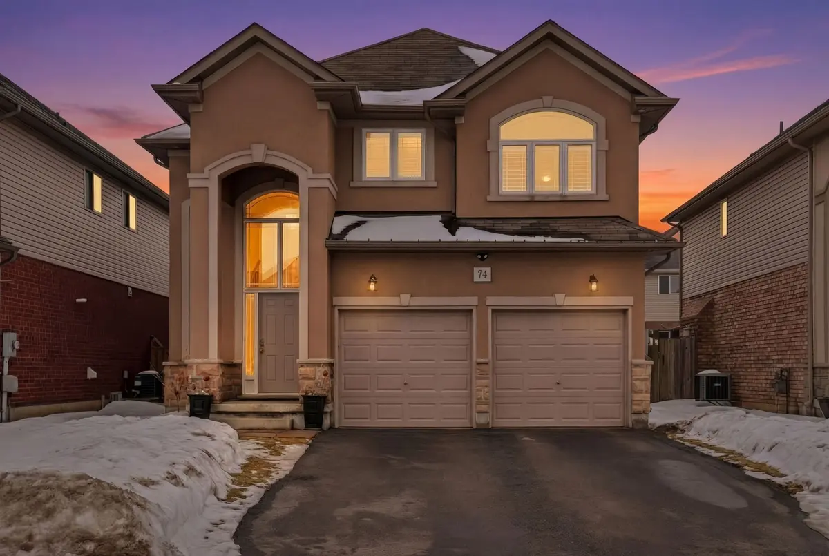 74 Boulder CRES, Hamilton, ON L0R 1P0