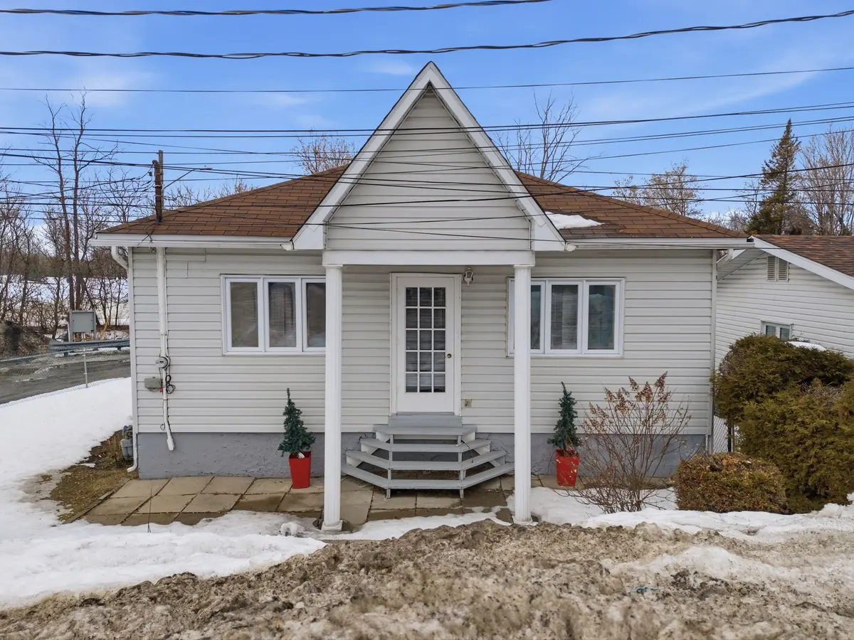 970 Mc Gill ST W, Hawkesbury, ON K6A 1R6