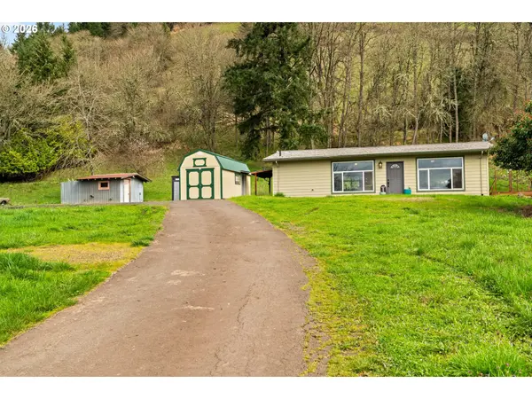 93313 WESTPOINT RD, Harrisburg, OR 97446