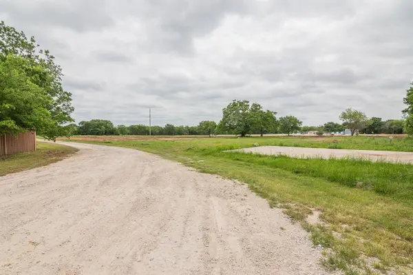 622 Mansfield Road, Cleburne, TX 76031