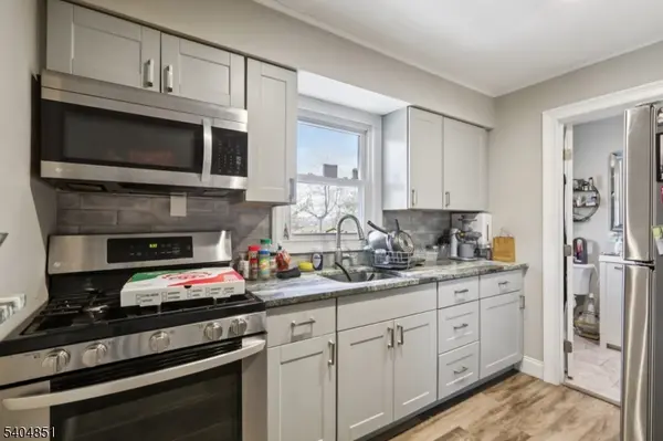 32 3Rd St, Butler Boro, NJ 07405