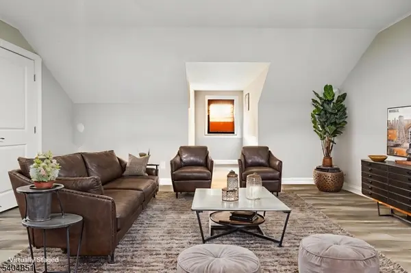 32 3Rd St, Butler Boro, NJ 07405