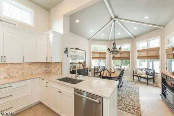 3 Harding Ave, North Caldwell Boro, NJ 07006