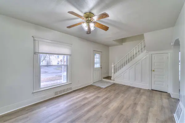 1019 Woodbridge ST, Jackson City, MI 49203