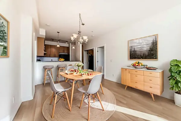 1010 Centre AVE NE #408, Calgary, AB T2E9C4