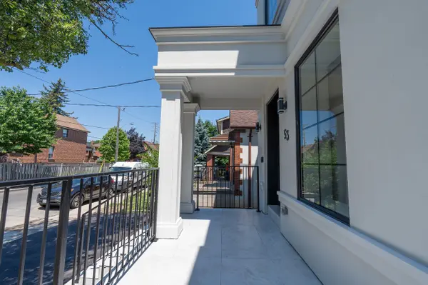 53 Alameda AVE, Toronto C03, ON M6C 3W3