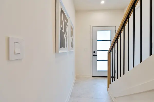 53 Alameda AVE, Toronto C03, ON M6C 3W3