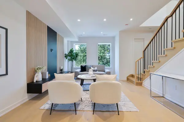 53 Alameda AVE, Toronto C03, ON M6C 3W3