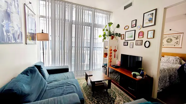 36 Lisgar ST #1507, Toronto C01, ON M6J 0C7