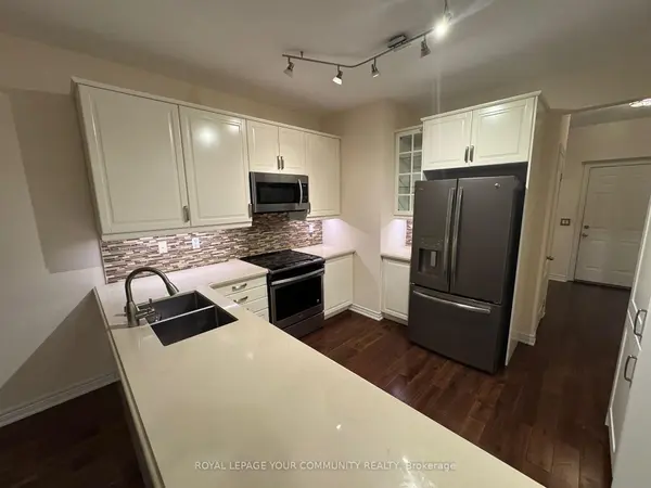 12 Pegasus DR, Richmond Hill, ON L4E 4R2