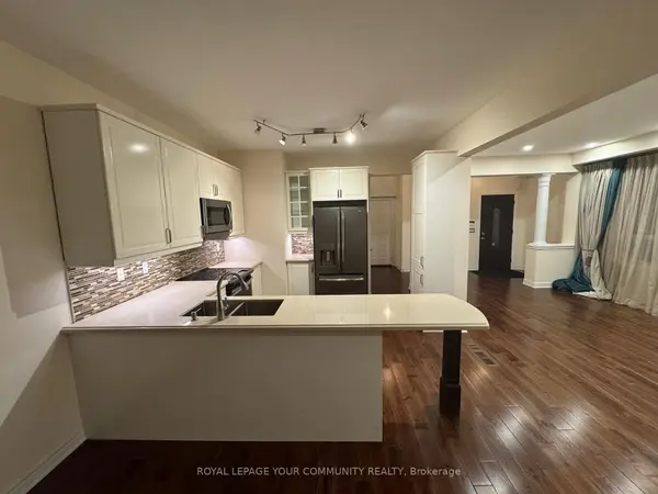 12 Pegasus DR, Richmond Hill, ON L4E 4R2