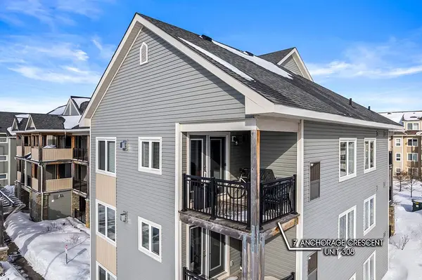 7 Anchorage CRES #308, Collingwood, ON L9Y 0Y6