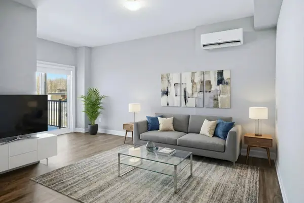 2396 Cleroux CRES #209, Blackburn Hamlet, ON K1W 1A2