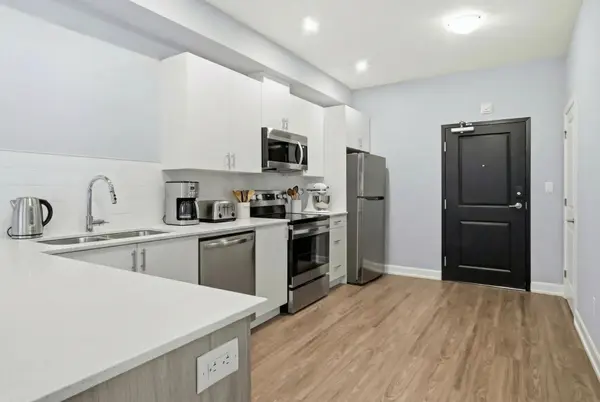 2396 Cleroux CRES #209, Blackburn Hamlet, ON K1W 1A2