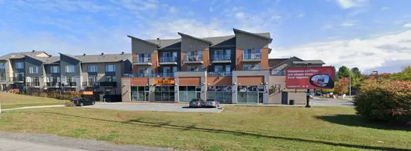 3615 Uplands DR, Hunt Club - Windsor Park Village And Area, ON K1V 2S4