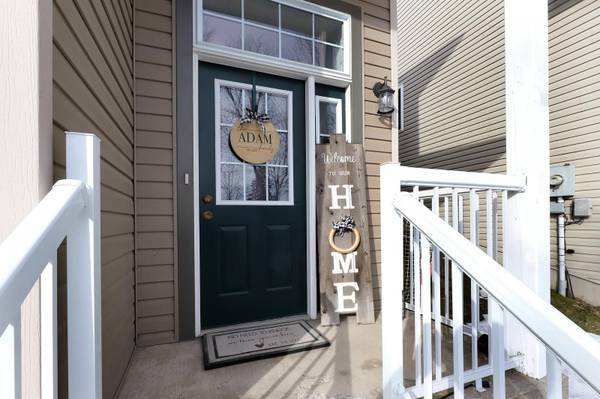 52 Crozier ST, East Luther Grand Valley, ON L9W 5N6