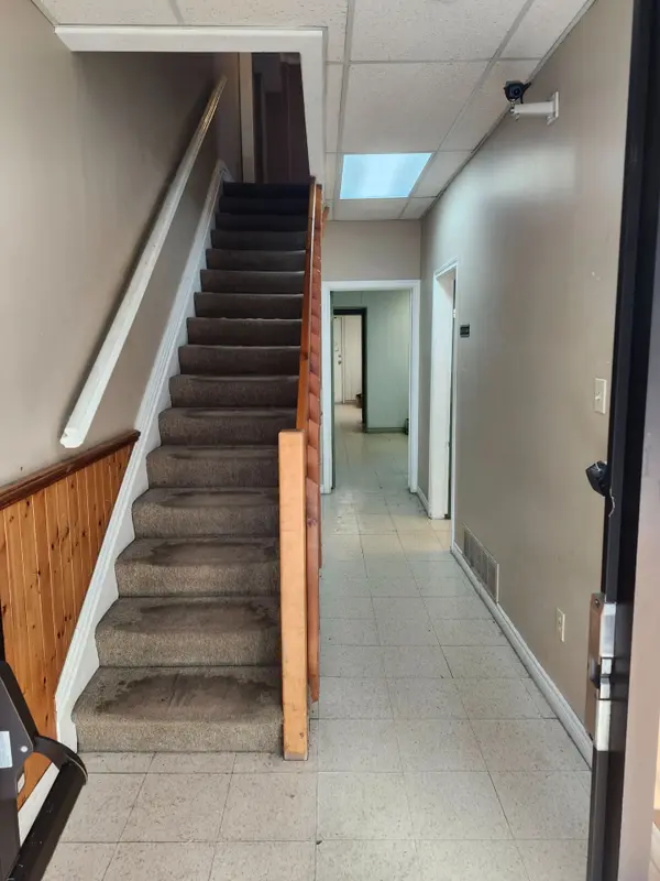 479 Main ST E, Hamilton, ON L8N 1K1