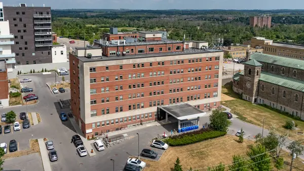 384 Rogers ST #G03, Peterborough, ON K9H 7B6