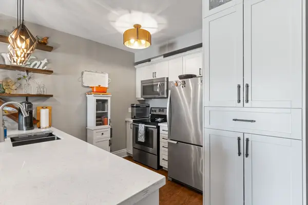 9 Newcastle ST #104, Minden Hills, ON K0M 2K0